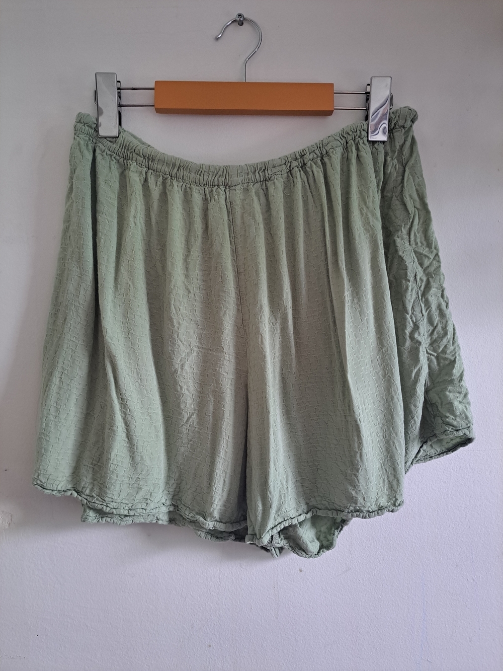 🇨🇦 Louve Light Sage Rayon Shorts | Women's XL | Elastic Waist Pull-On Shorts